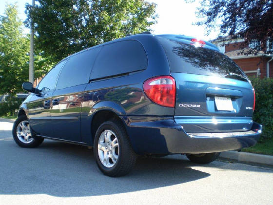 dodgecaravan1.jpg